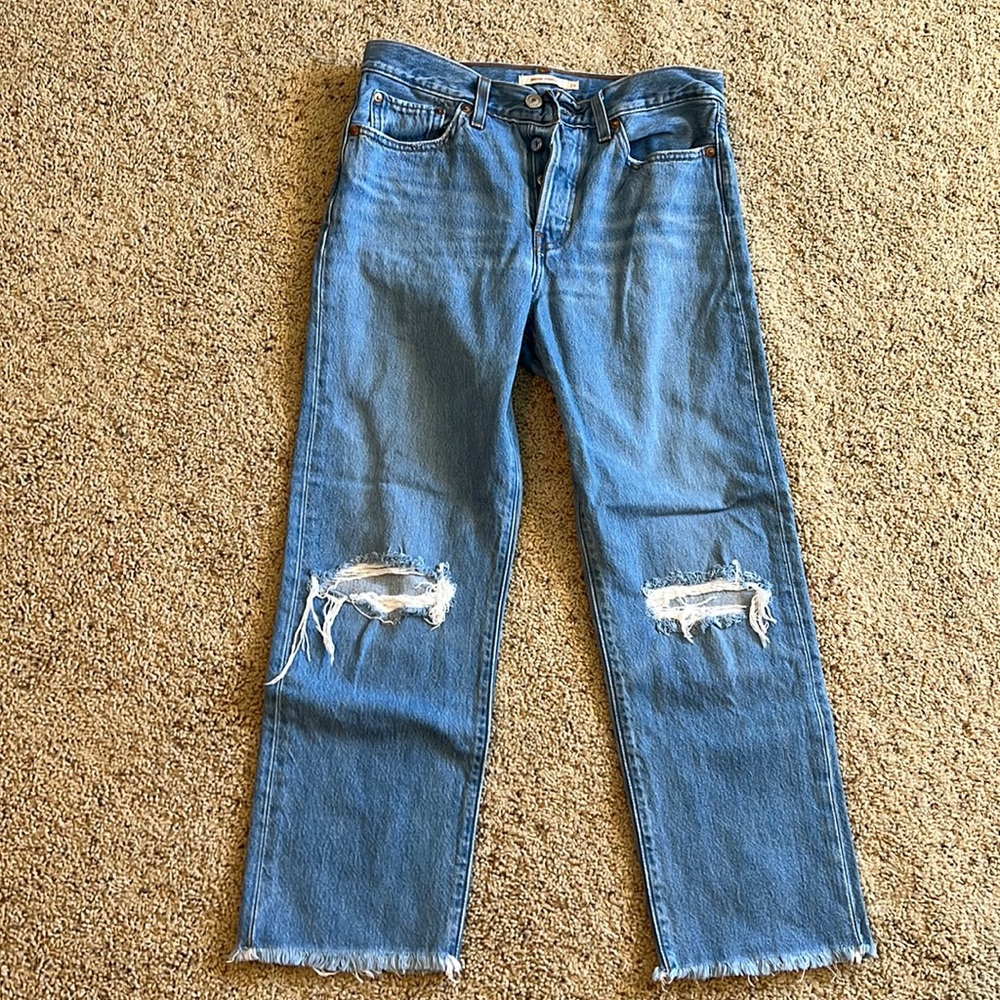 Levi’s The Wedgie Straight - Distressed
